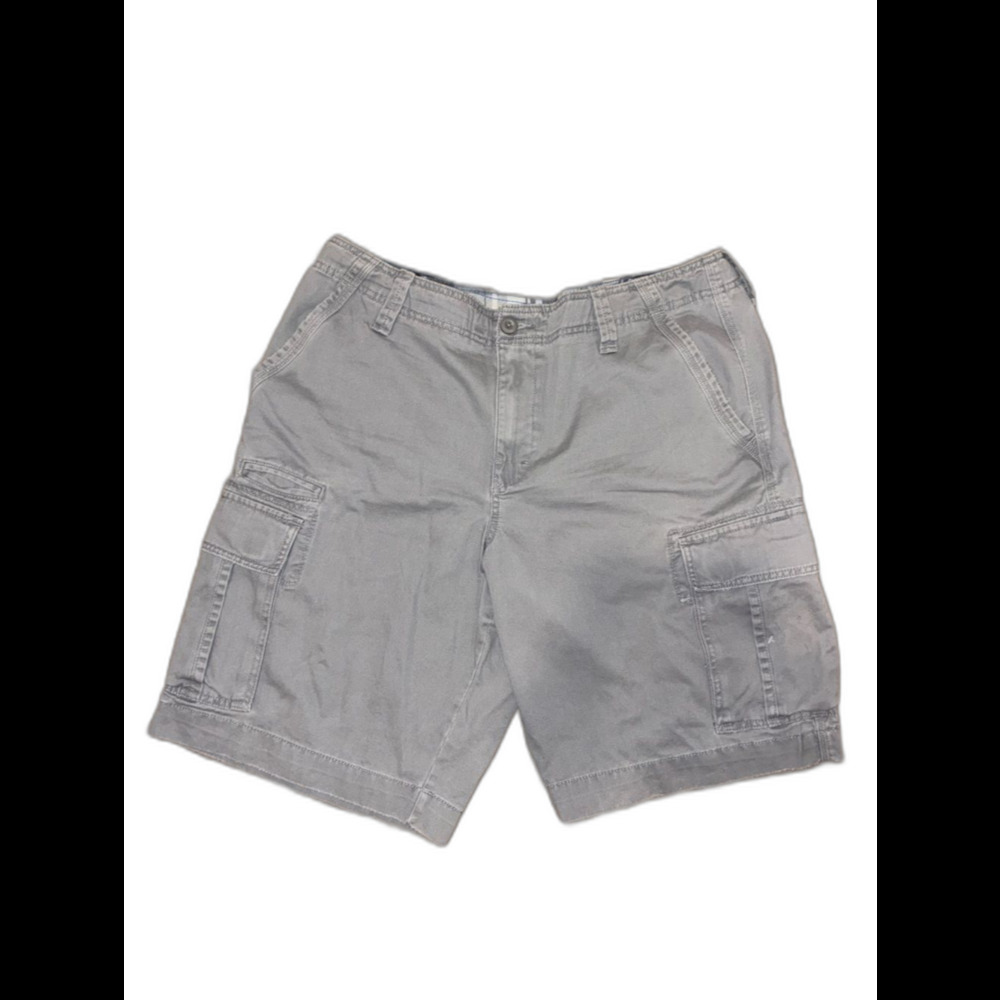Roebuck & Co. Men’s Gray Cargo Shorts | Size 38 | Casual / Outdoor